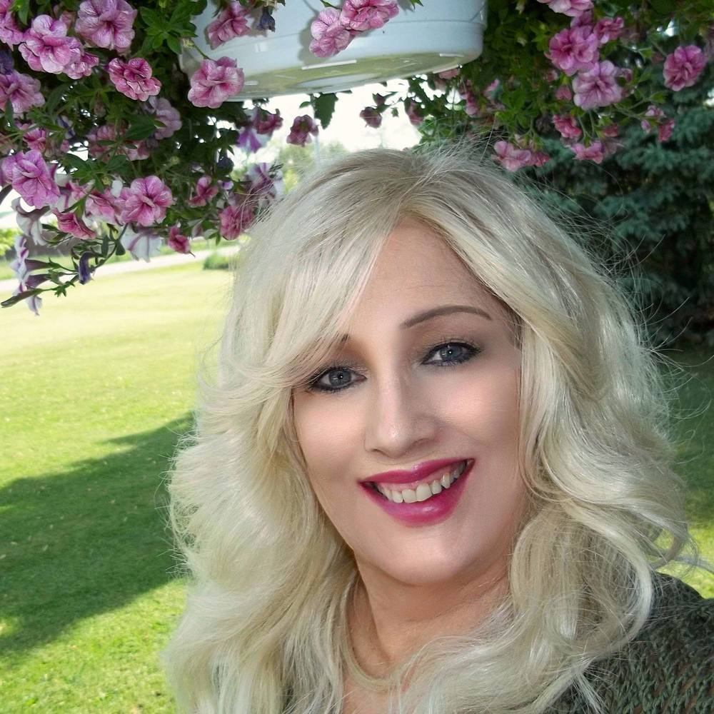 Meet your Posher, Deborah